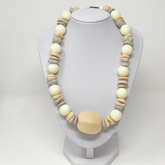 Vintage Necklace & Earrings Set - Picture 2 of 12